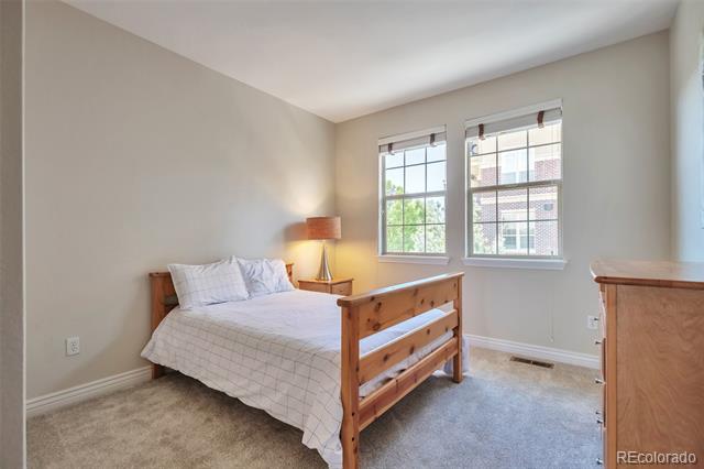 10152 Inverness Main Street