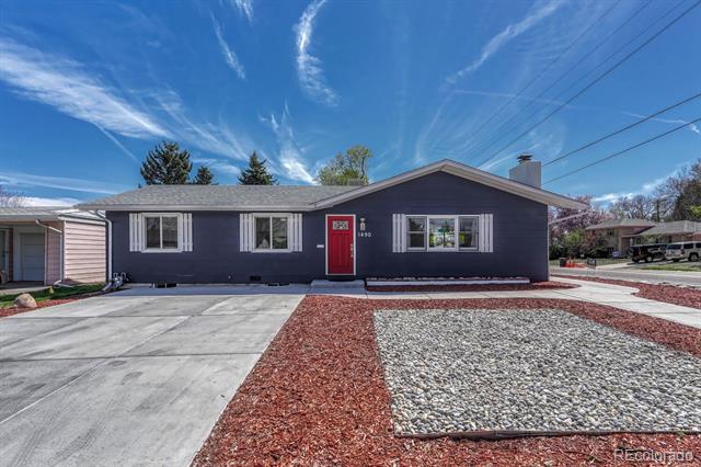 1490 S Ivy Way