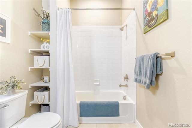 420 E Fremont Place Unit: 407