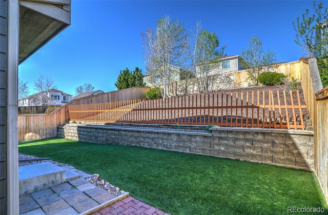 9735 Queenscliffe Drive