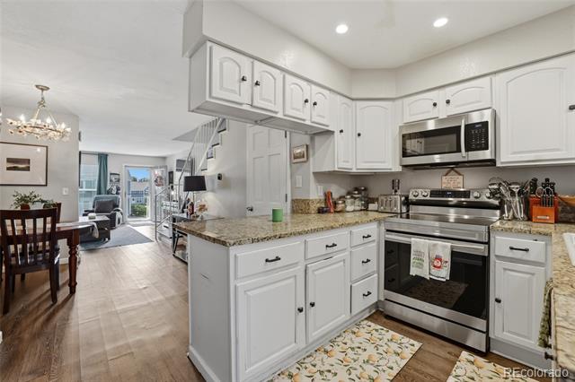 10720 Foxwood Court