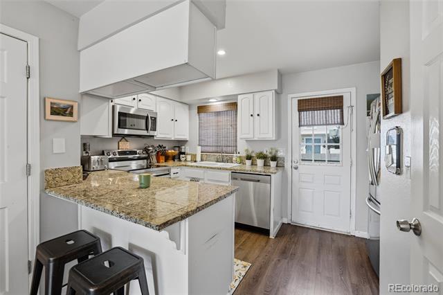 10720 Foxwood Court