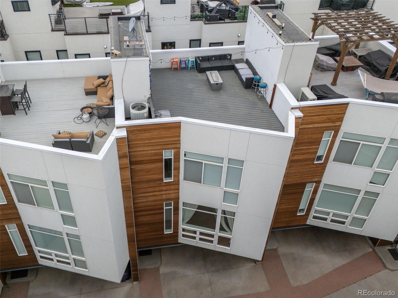 2115 W 32nd Avenue Unit: 3