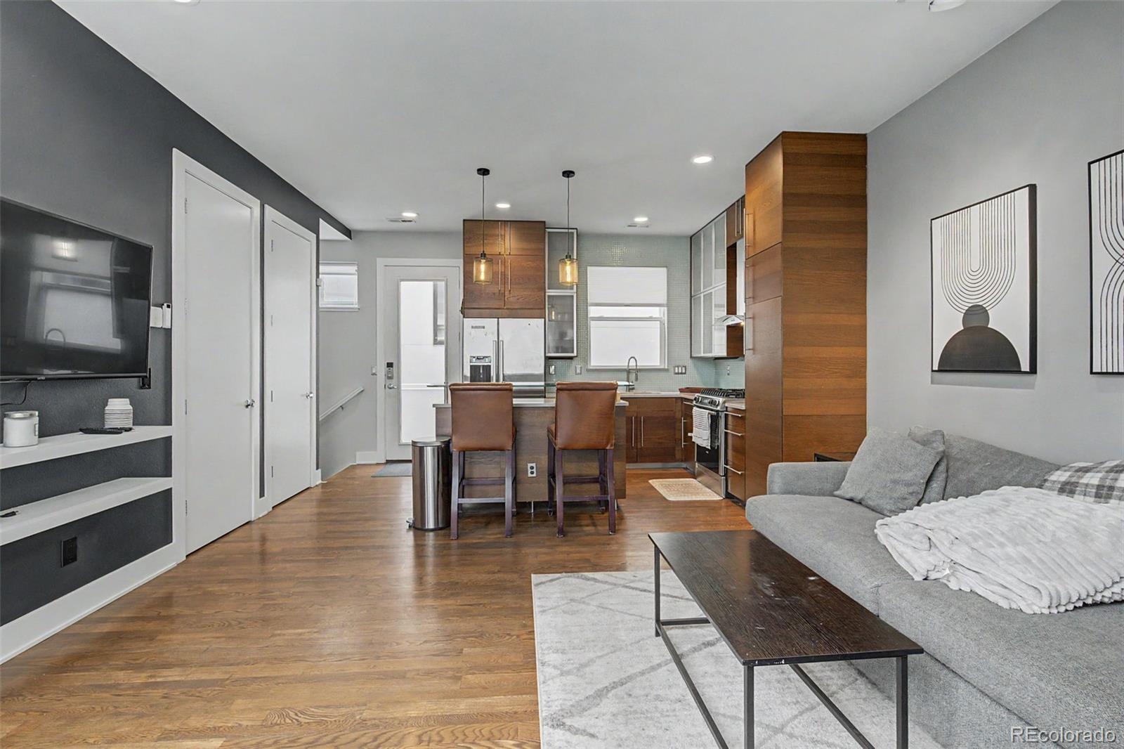 2115 W 32nd Avenue Unit: 3