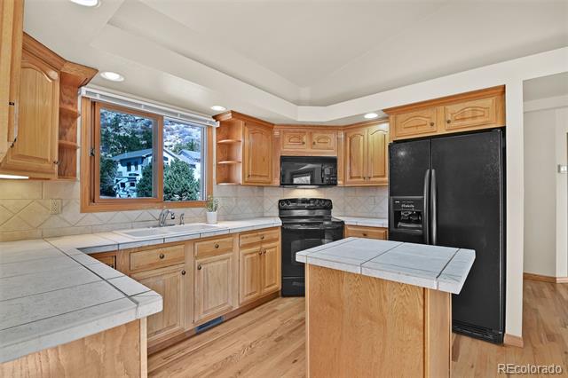5130 Sevenoaks Drive