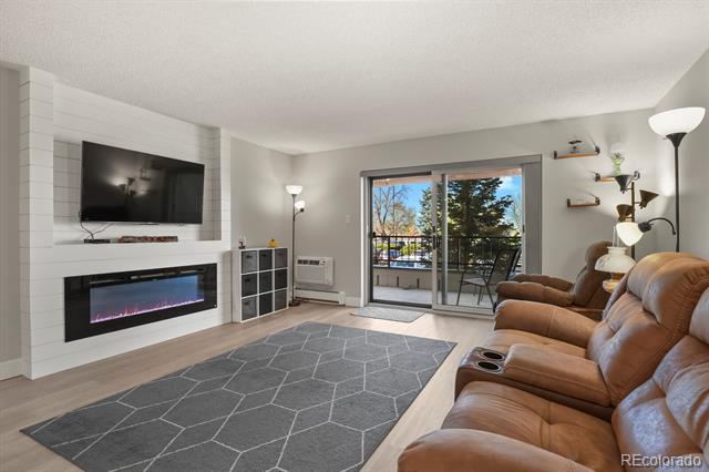 2868 S Heather Gardens Way Unit: 109