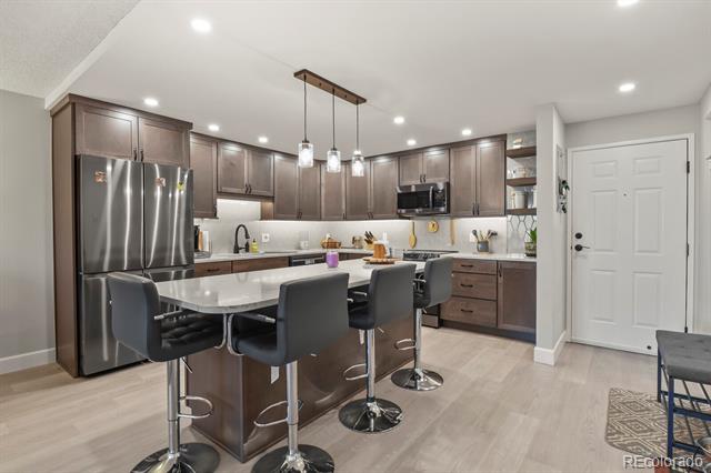 2868 S Heather Gardens Way Unit: 109