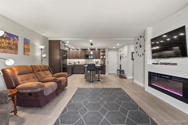 2868 S Heather Gardens Way Unit: 109