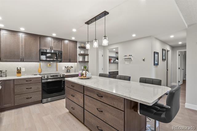 2868 S Heather Gardens Way Unit: 109