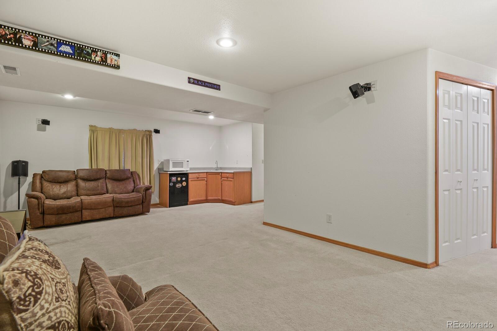 4912 Chariot Drive