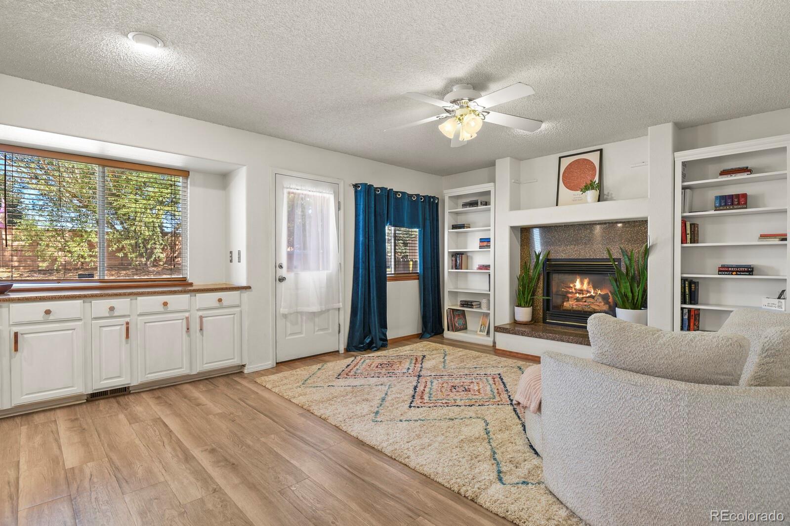4912 Chariot Drive
