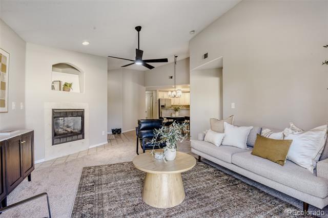 8693 E Dry Creek Road Unit: 922