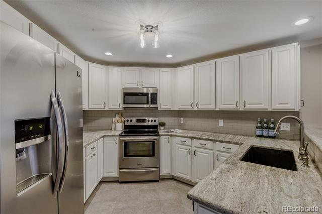 8693 E Dry Creek Road Unit: 922