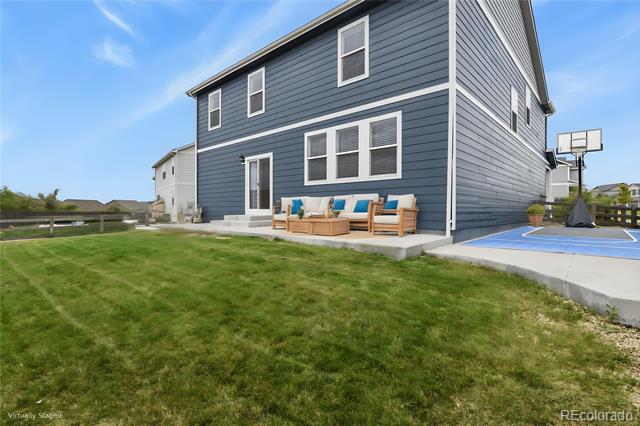 7498 E 157th Place