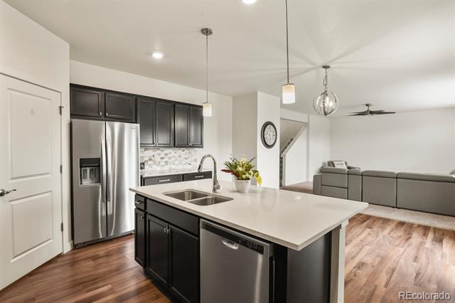 7498 E 157th Place