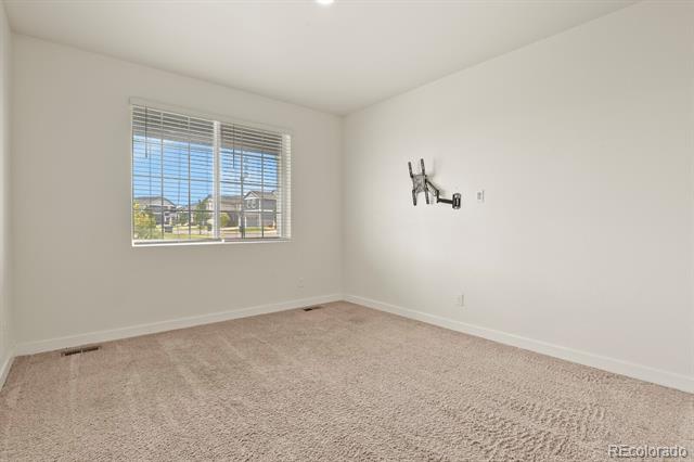 7498 E 157th Place