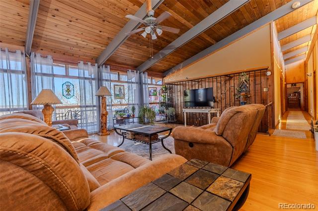 414 Chamberlin Place