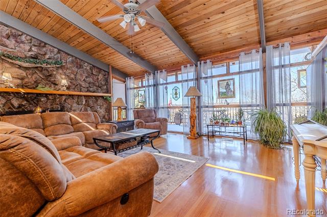 414 Chamberlin Place