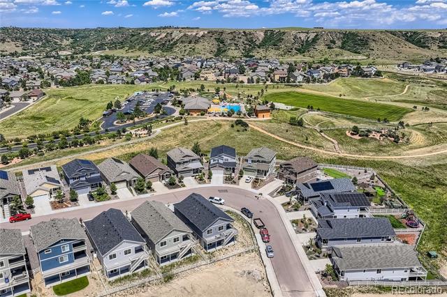 2112 Peralta Loop