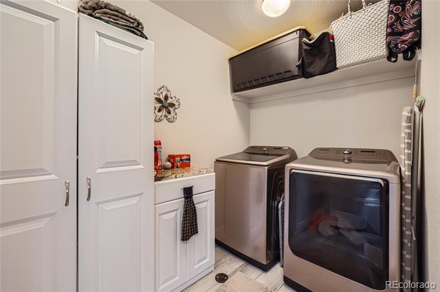 2112 Peralta Loop