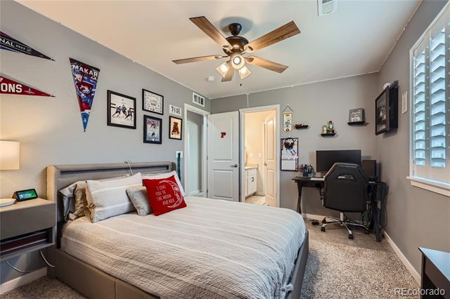 2112 Peralta Loop