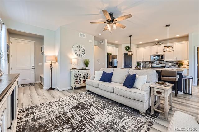 2112 Peralta Loop
