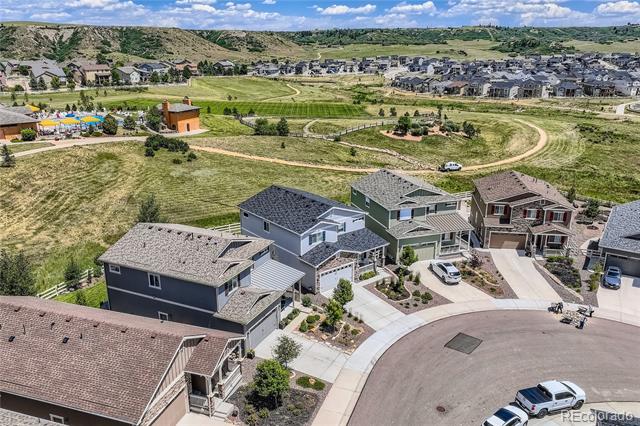 2112 Peralta Loop