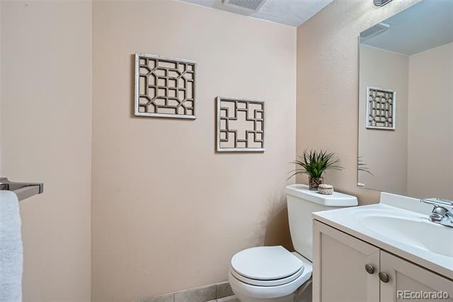 8933 Field Street Unit: 43