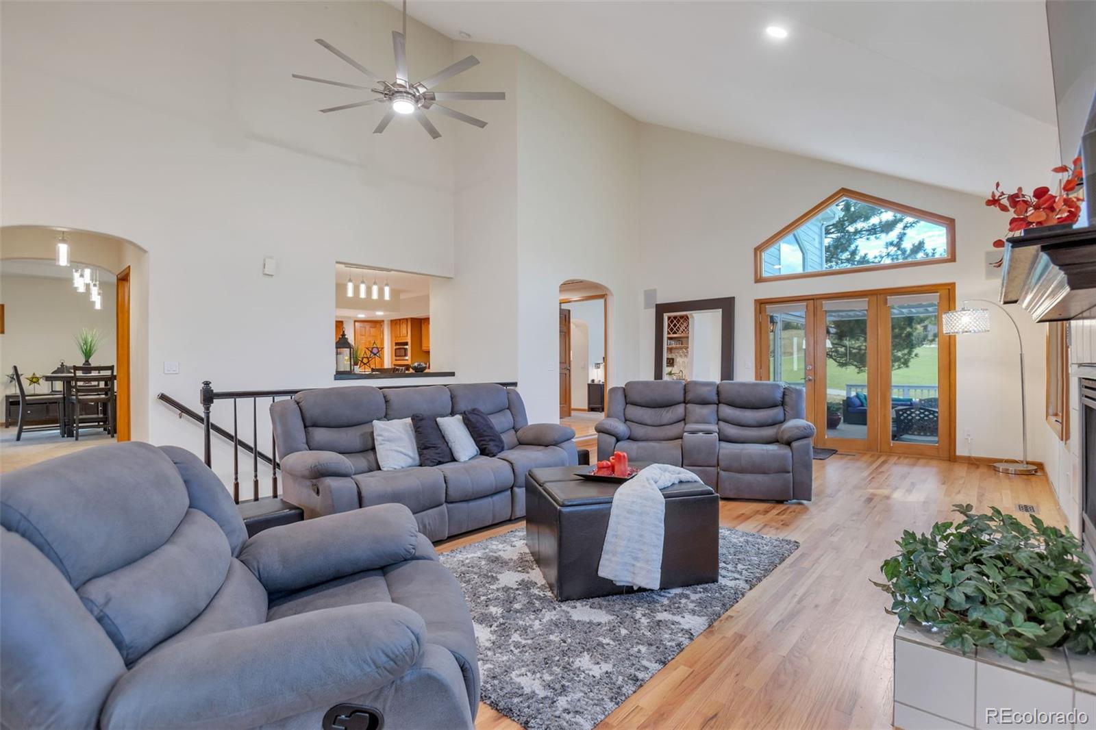 5203 Golf Course Drive