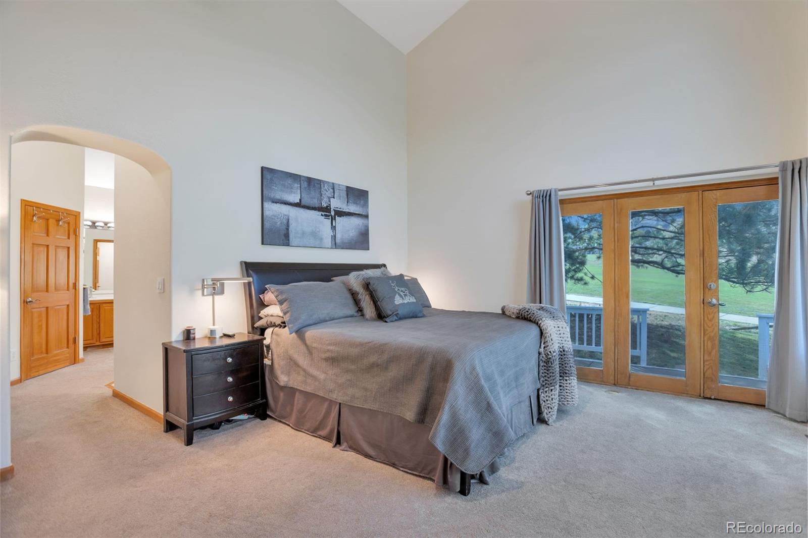5203 Golf Course Drive