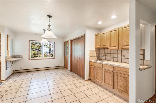 29130 Upper Moss Rock Road