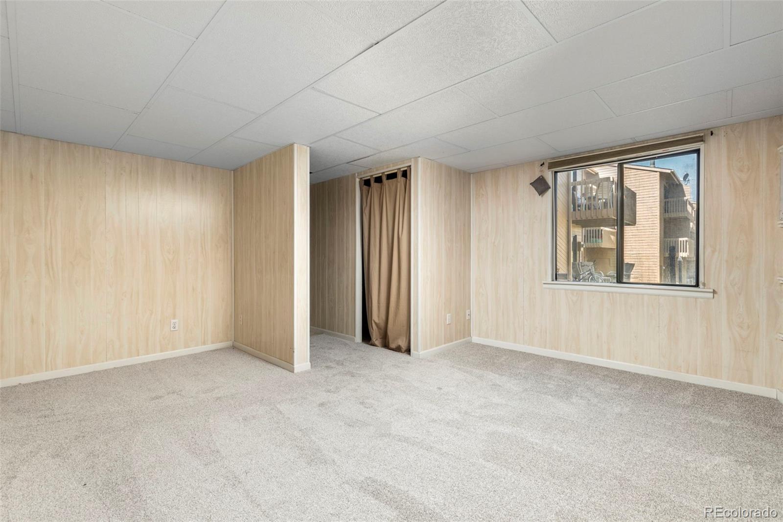 252 S Oman Road