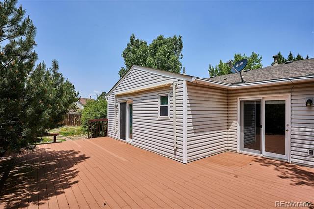 800 Park View Place