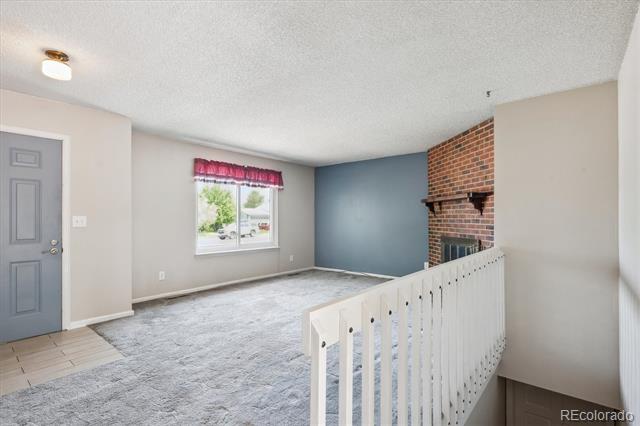 800 Park View Place