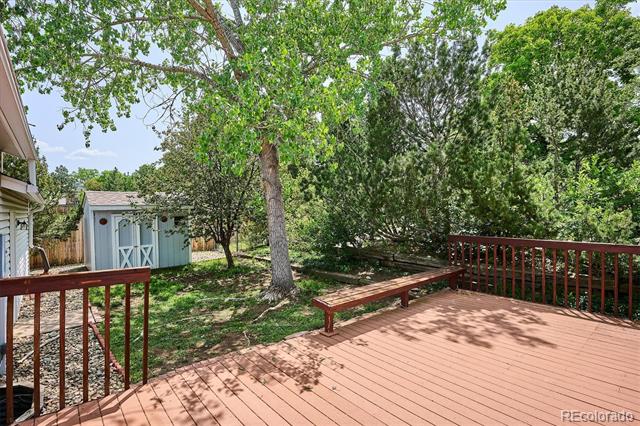 800 Park View Place