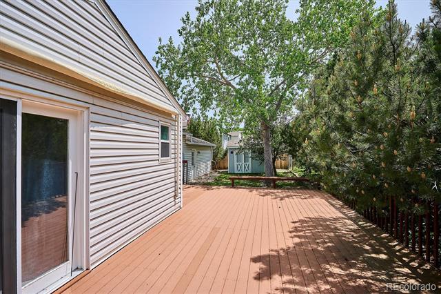800 Park View Place