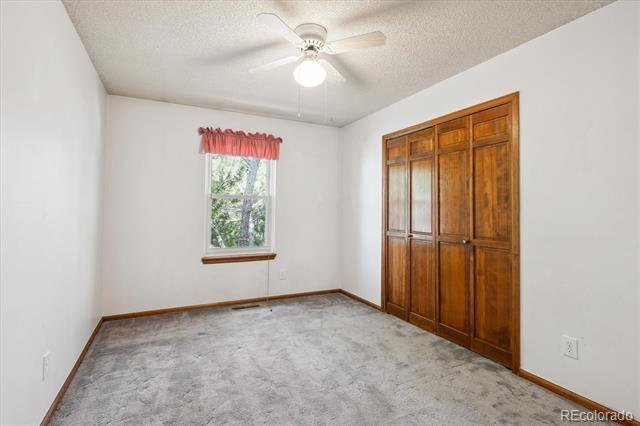 800 Park View Place