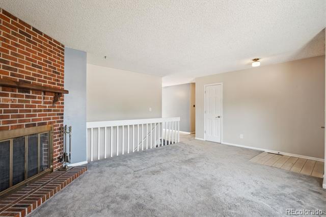 800 Park View Place