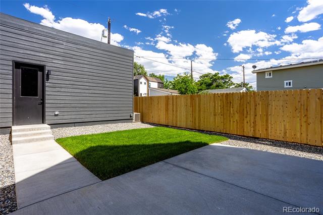 2478 S Cherokee Street