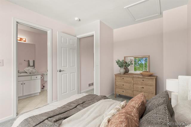4574 S Cimmarron Circle Unit: B