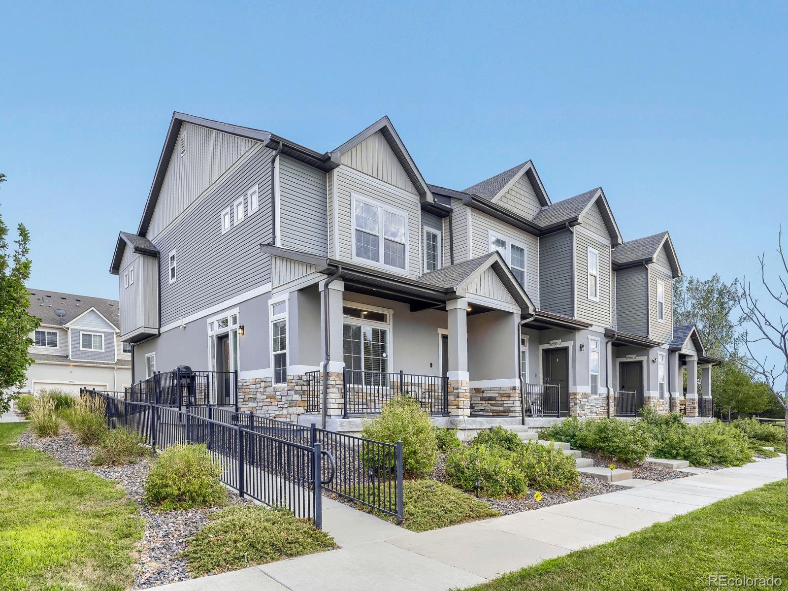 19990 E 40TH Avenue Unit: 4