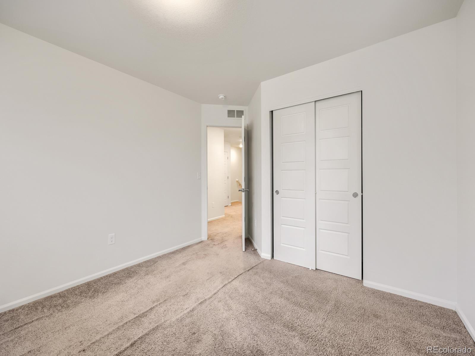 19990 E 40TH Avenue Unit: 4