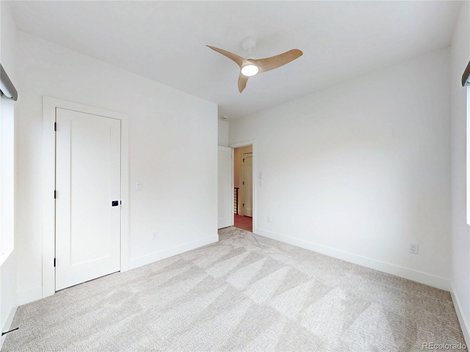 2403 S Franklin