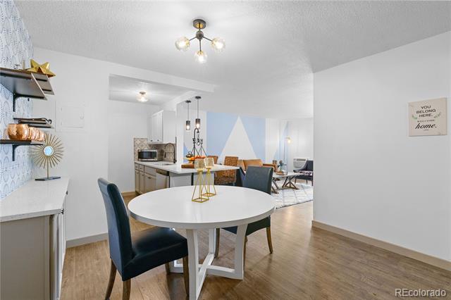 2281 S Vaughn Way Unit: 201A