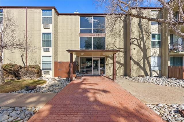 2281 S Vaughn Way Unit: 201A