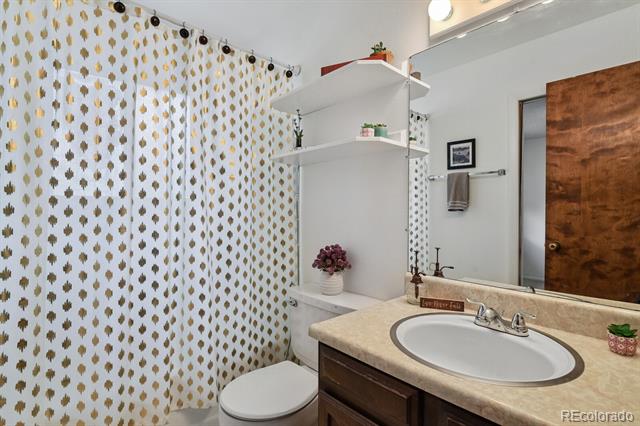 4966 Artistic Place