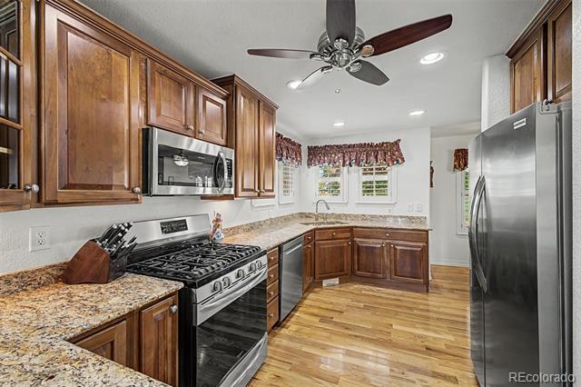 8493 E 149TH Drive
