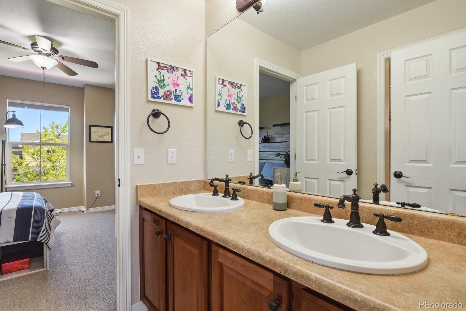 21864 E Tallkid Avenue