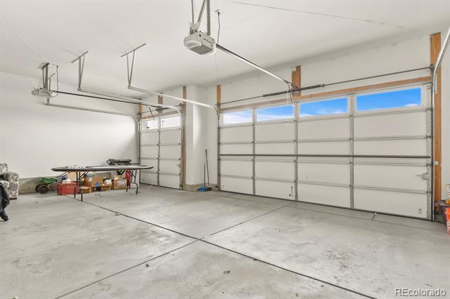 15584 Spruce Circle