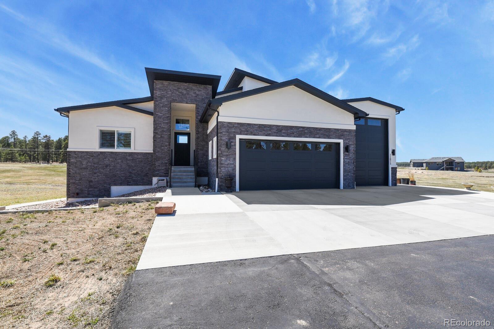 11073 Mosey Trail